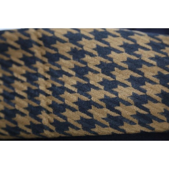 Houndstooth Black & Brown Check Cashmere Fringe Long Scarf - Picture 3 of 3